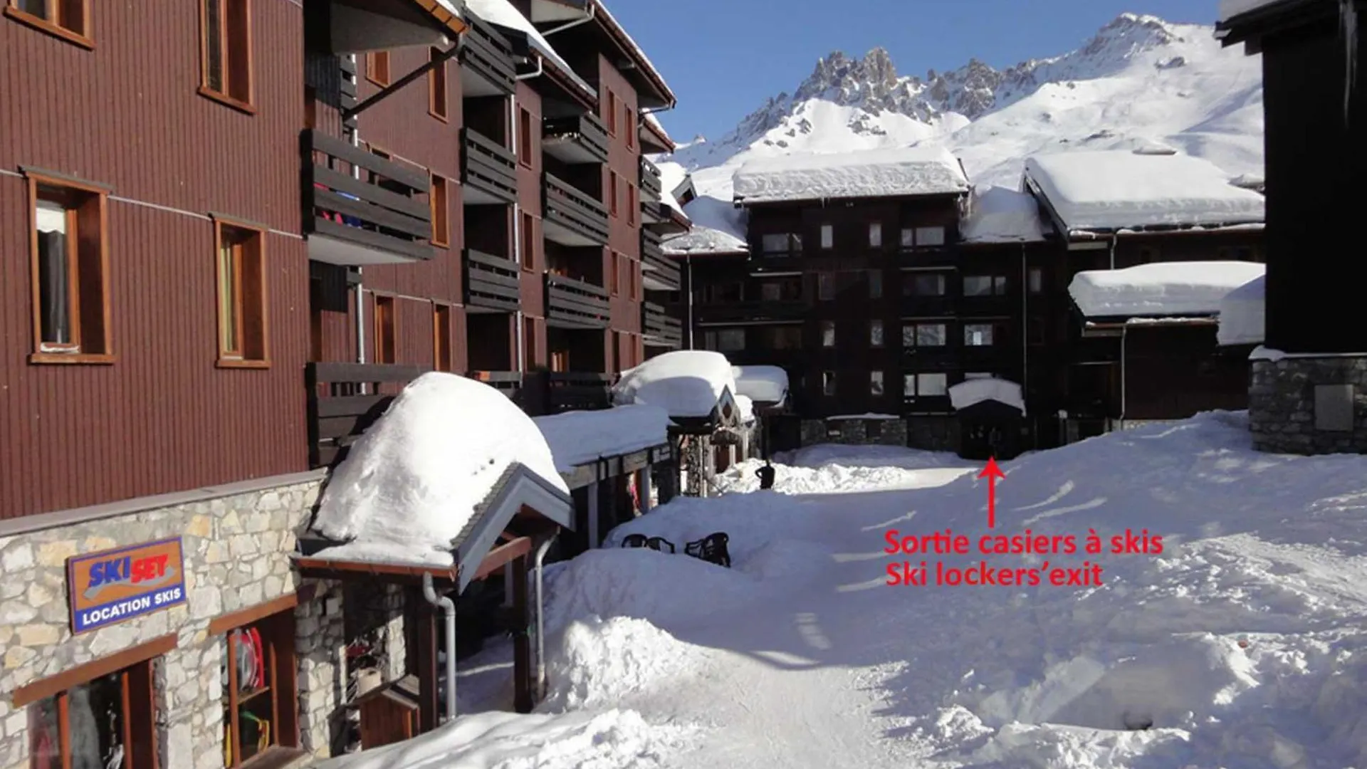 Apartment Studio 3* Pour 4 Pers. Avec Balcon, Skis Aux Pieds, Proche Commerces Et Remontees Mecaniques - Fr-1-182-193 Les Allues