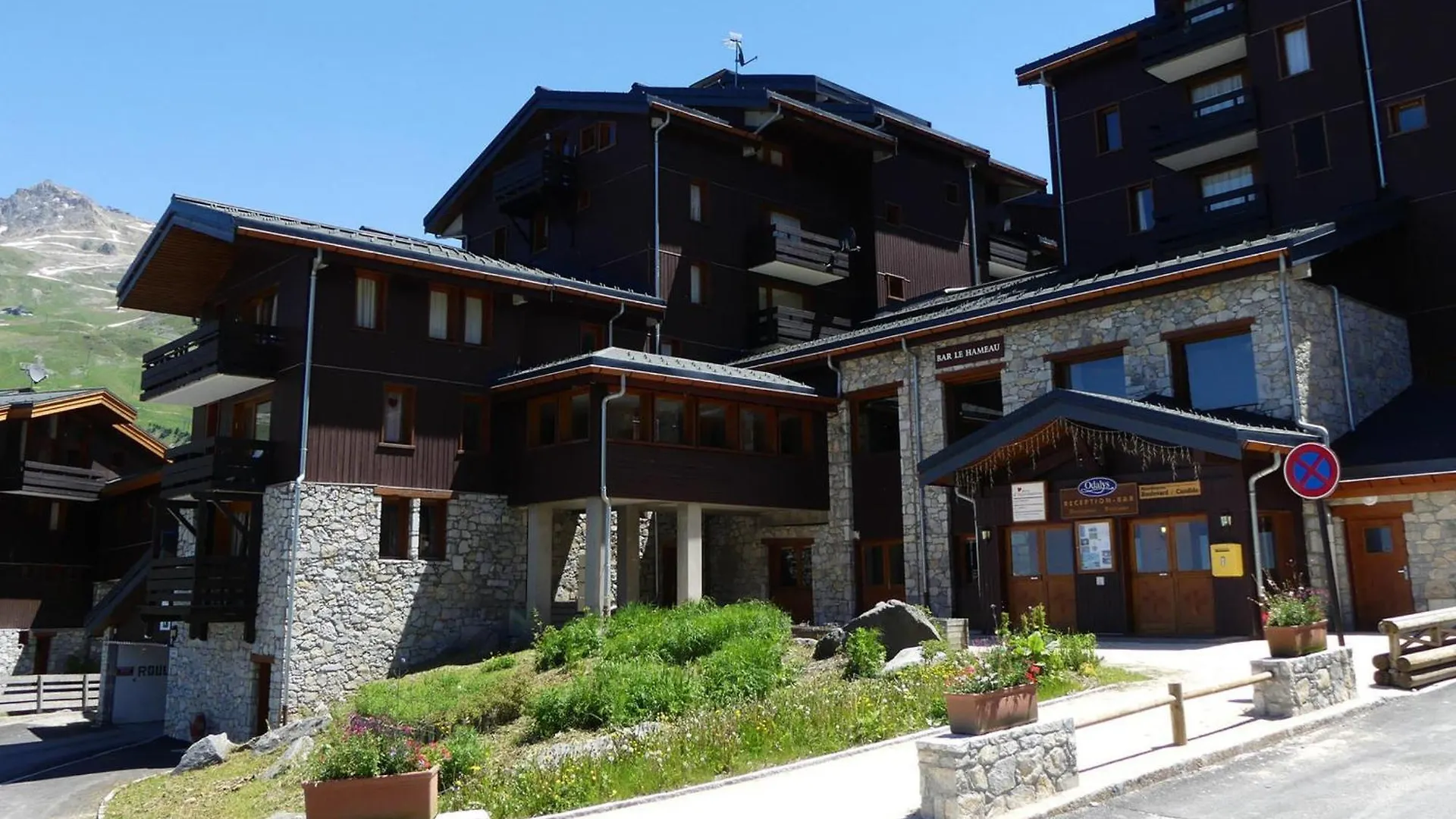 Apartment Studio 3* Pour 4 Pers. Avec Balcon, Skis Aux Pieds, Proche Commerces Et Remontees Mecaniques - Fr-1-182-193 Les Allues