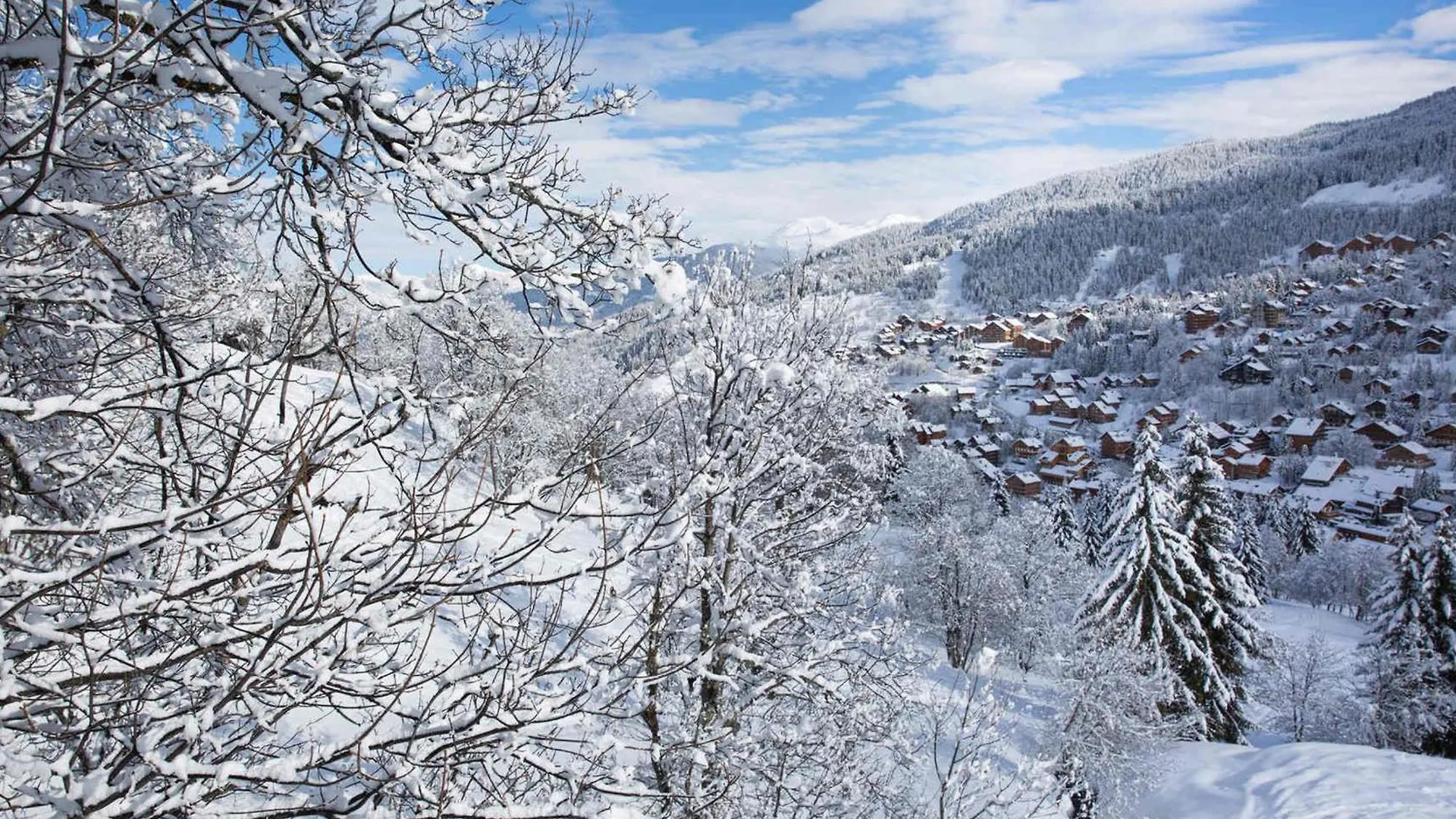 Studio 3* Pour 4 Pers. Avec Balcon, Skis Aux Pieds, Proche Commerces Et Remontees Mecaniques - Fr-1-182-193 Les Allues 0*,